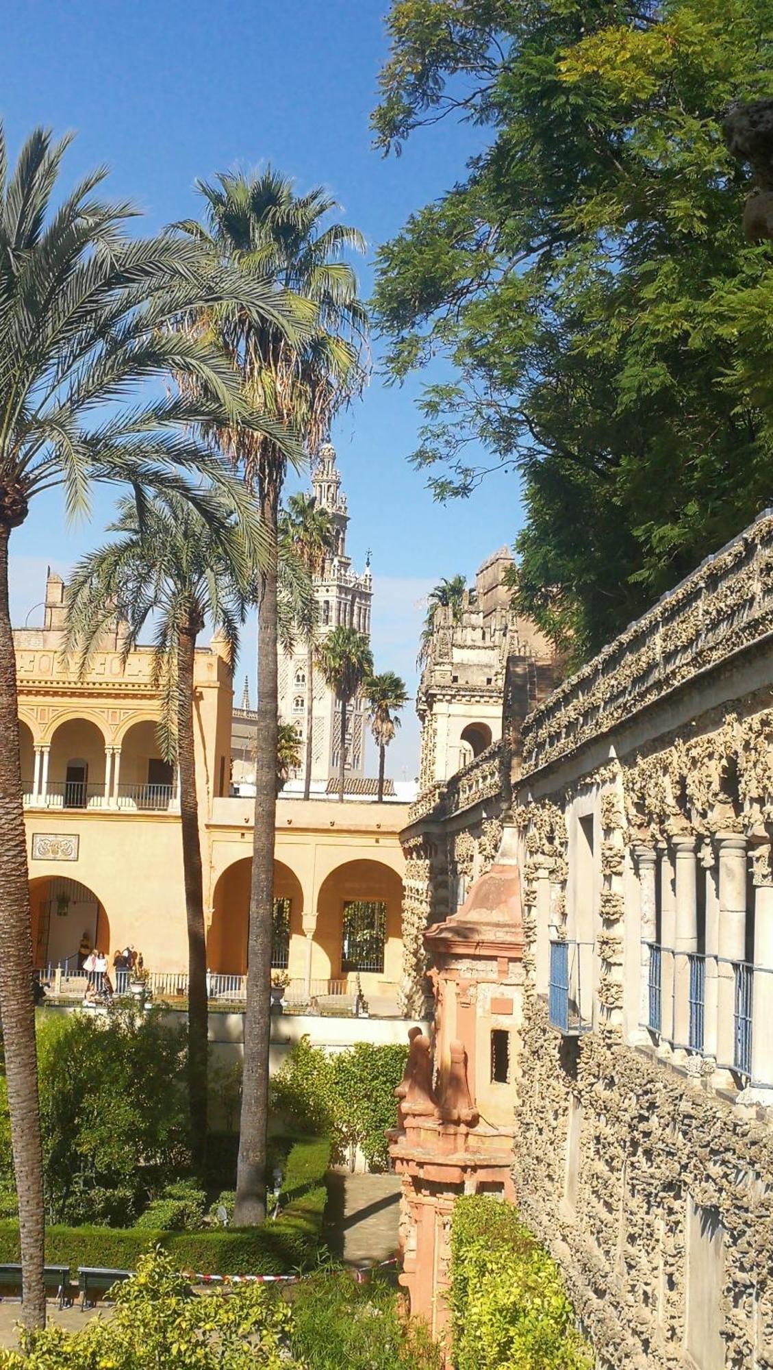 Apartamentos Flamenco B&B Seville Luaran gambar