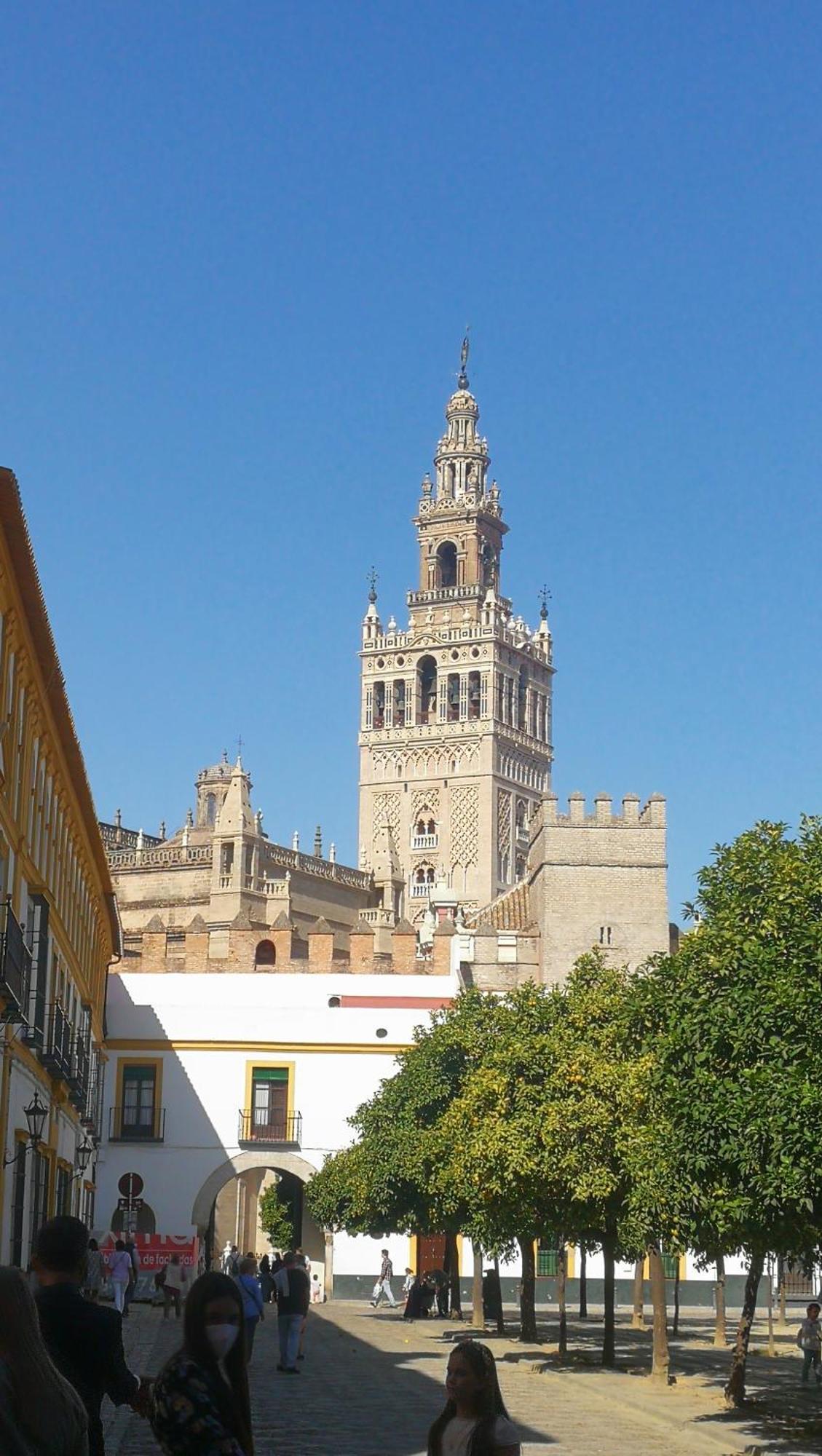 Apartamentos Flamenco B&B Seville Luaran gambar