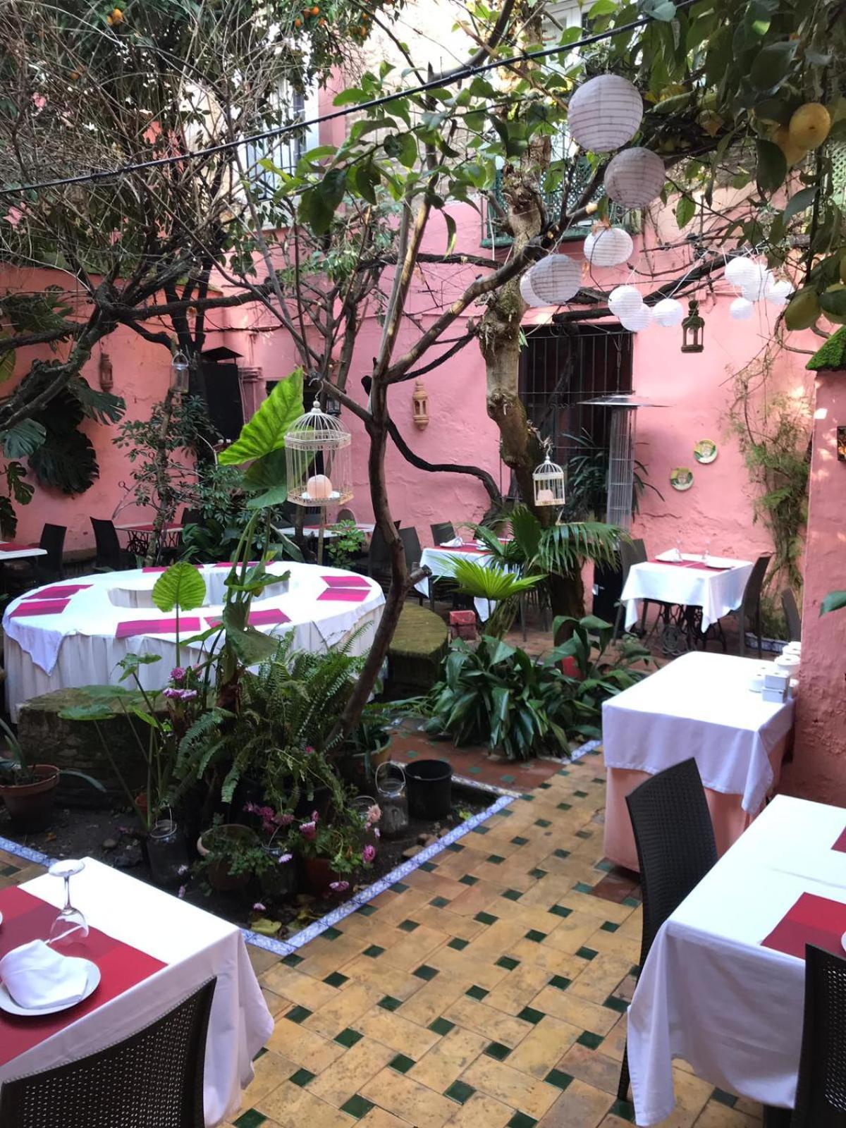 Apartamentos Flamenco B&B Seville Luaran gambar